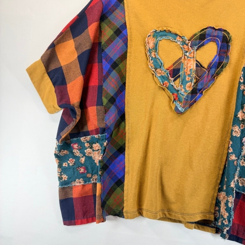 Easel Patchwork Heart Top Oversized Boho Plaid Floral Tunic Small - Picture 7 of 14
